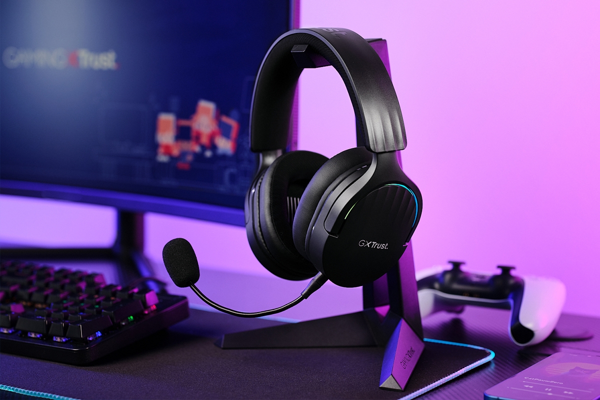 A new wave of powerful, vibrant gaming headsets: the Fayzo Wireless image